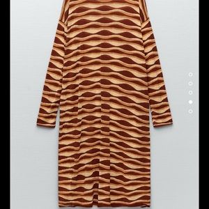 New with tags Zara special edition tunic printed with sleeves and high collar